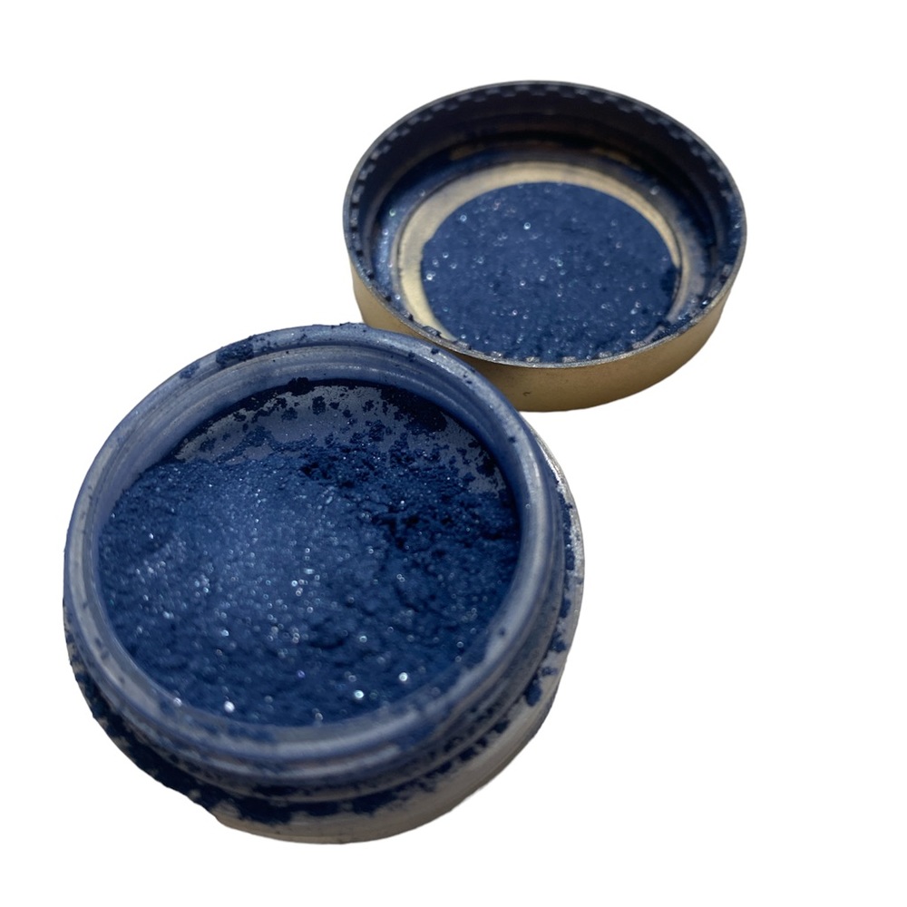 24K Gold Eyeshadow